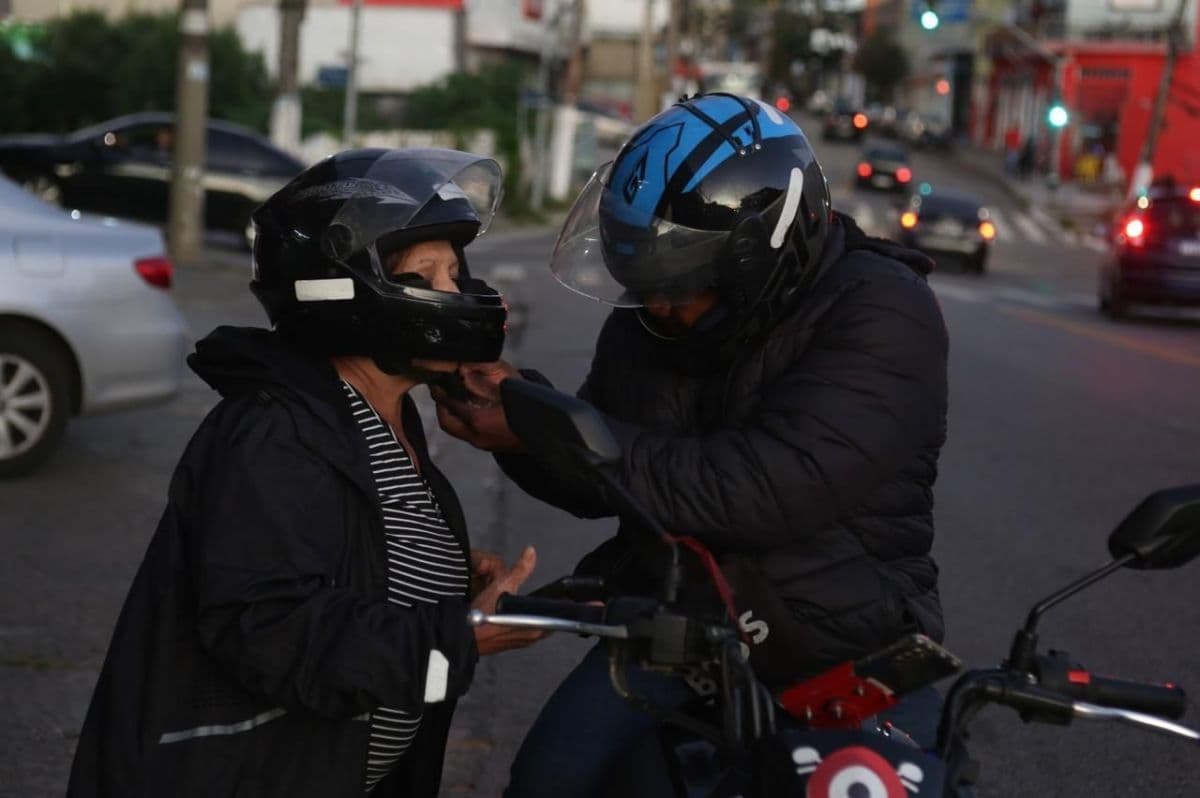 Prefeitura de São Paulo rejeita credenciamento da Uber para mototáxi