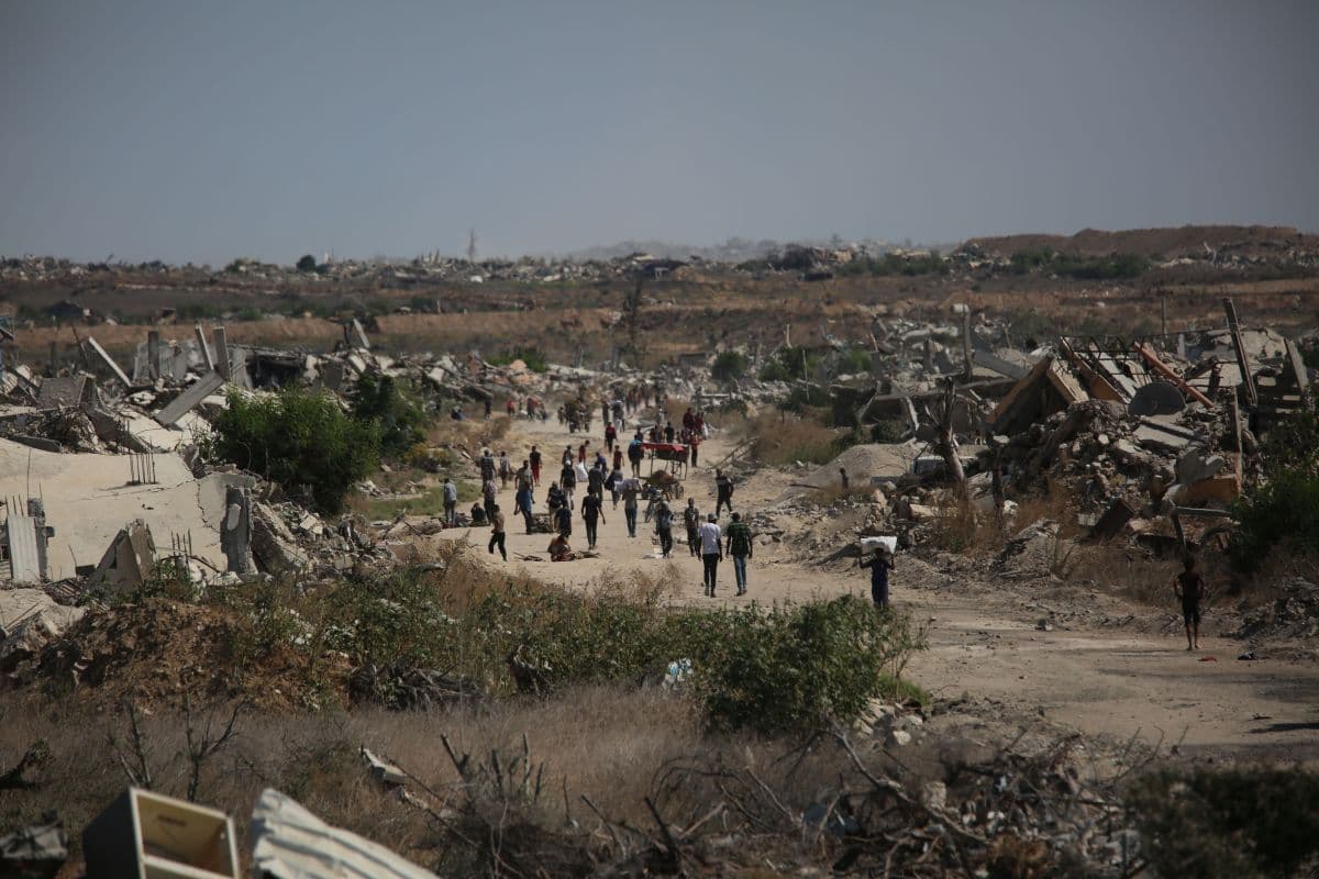Ataques aéreos em Gaza matam quatro palestinos durante negociações de paz