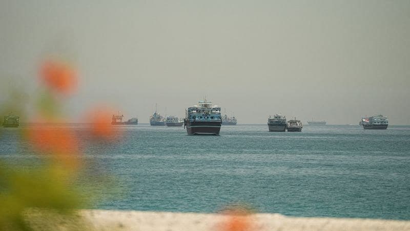 Irã libera passagem de petroleiros iraquianos pelo Estreito de Ormuz