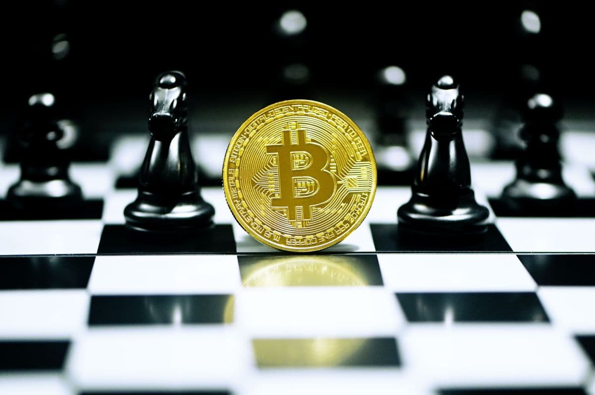 Senado dos EUA avança com projeto que regula mercado de criptomoedas