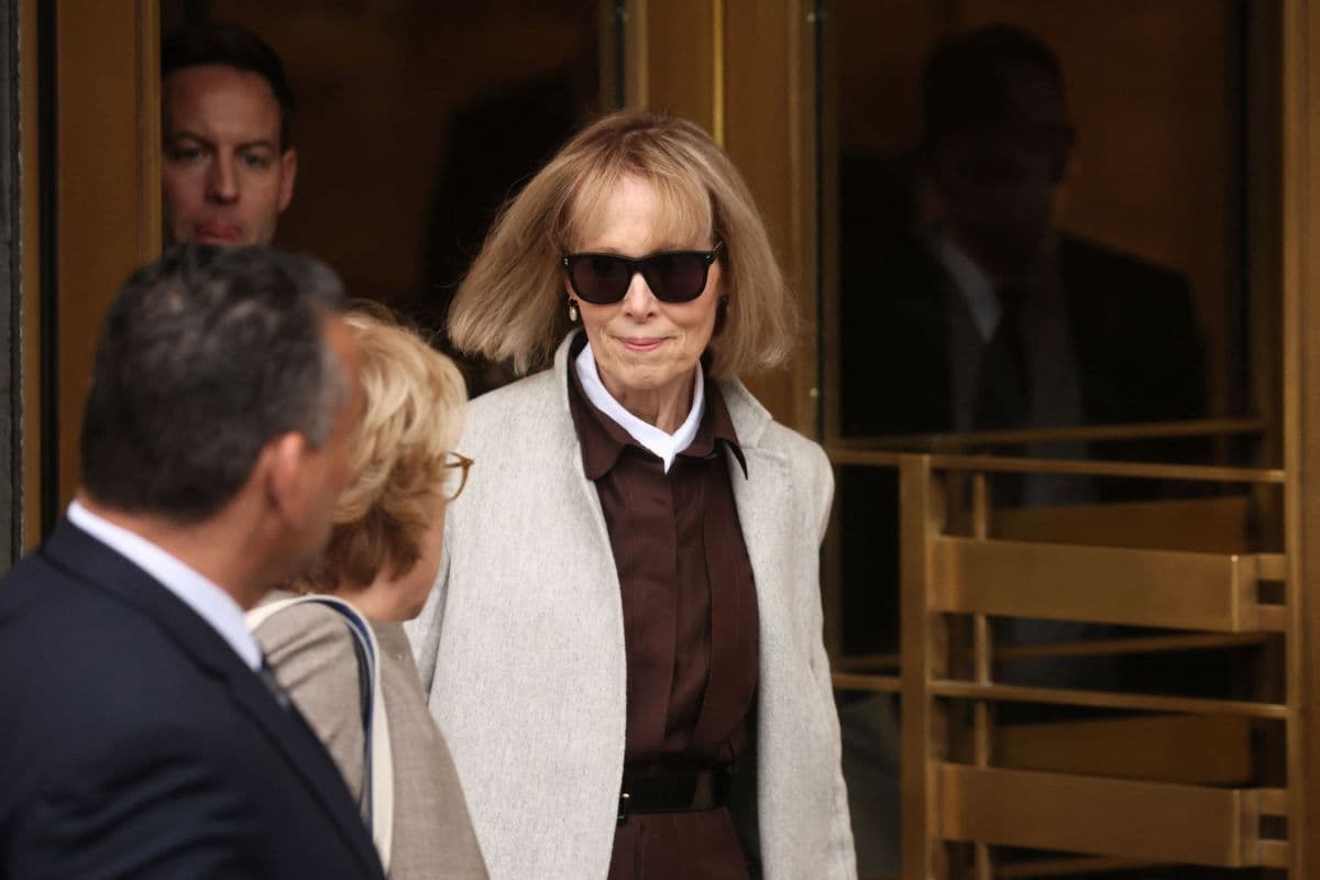E. Jean Carroll exige pagamento de US$ 5 milhões após decisão da Suprema Corte
