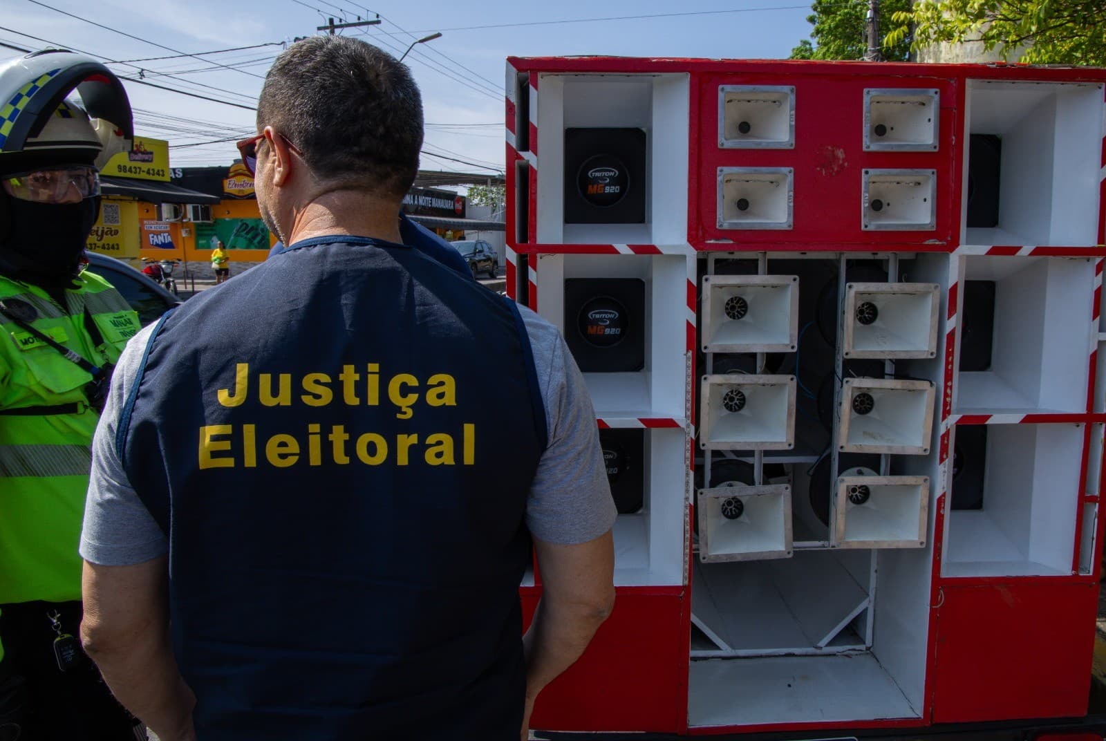 TRE-AM registra ocorrências de propaganda eleitoral irregular em Manaus