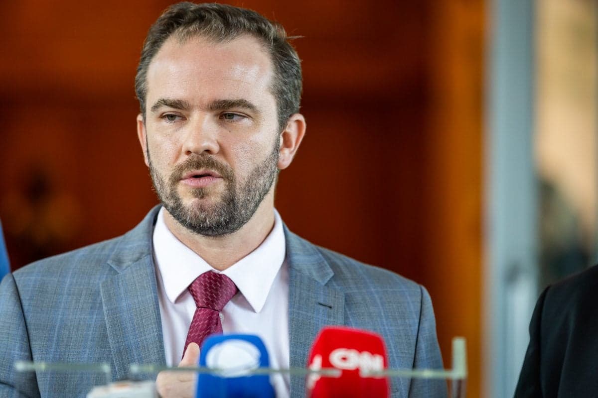 Governo endurece regras sobre apostas online em novas medidas de controle