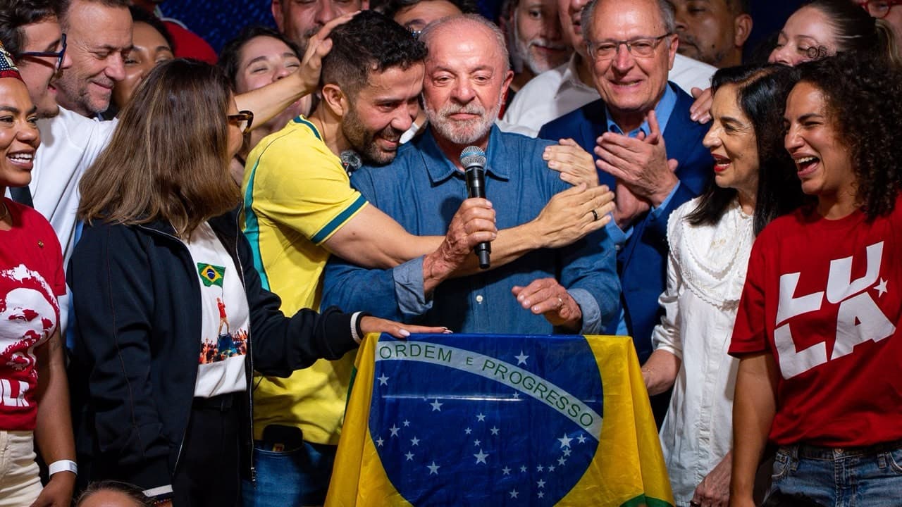 Abstenção nas eleições presidenciais de 2026 cai em várias cidades brasileiras