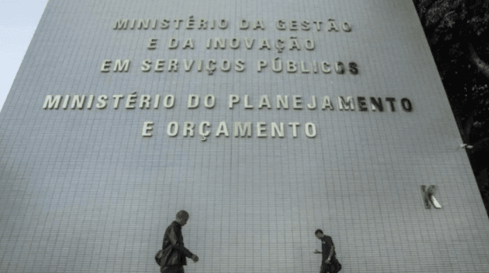 Governo reduz bloqueio orçamentário e anuncia contingenciamento