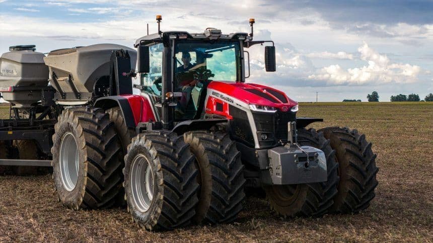 AGCO reporta crescimento, mas destaca queda nas vendas de tratores no Brasil