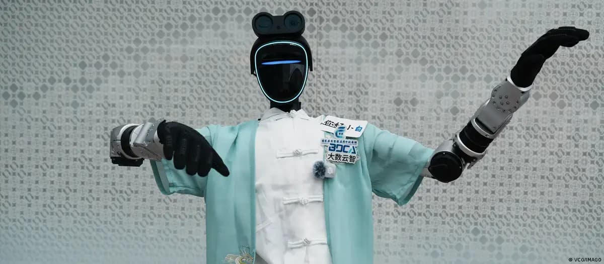 EUA proíbem importação de robôs humanoides e quadrúpedes chineses