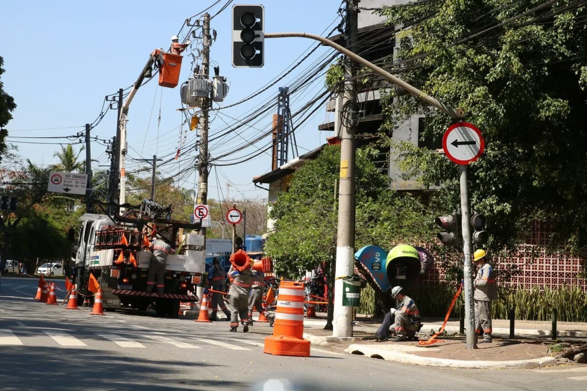 Enel SP reduz tempo de atendimento a emergências e melhora posição entre distribuidoras