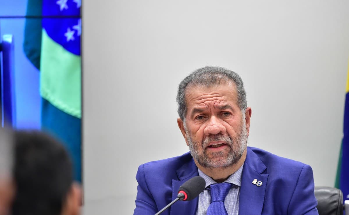 PDT afirma ao STF que Carlos Lupi não controla emendas parlamentares