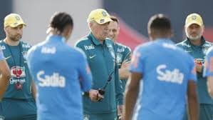 Hugo Souza pode assumir a titularidade no gol da seleção brasileira