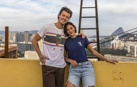 Bruna Marquezine Celebra Aniversário de Shawn Mendes com Declaração Especial