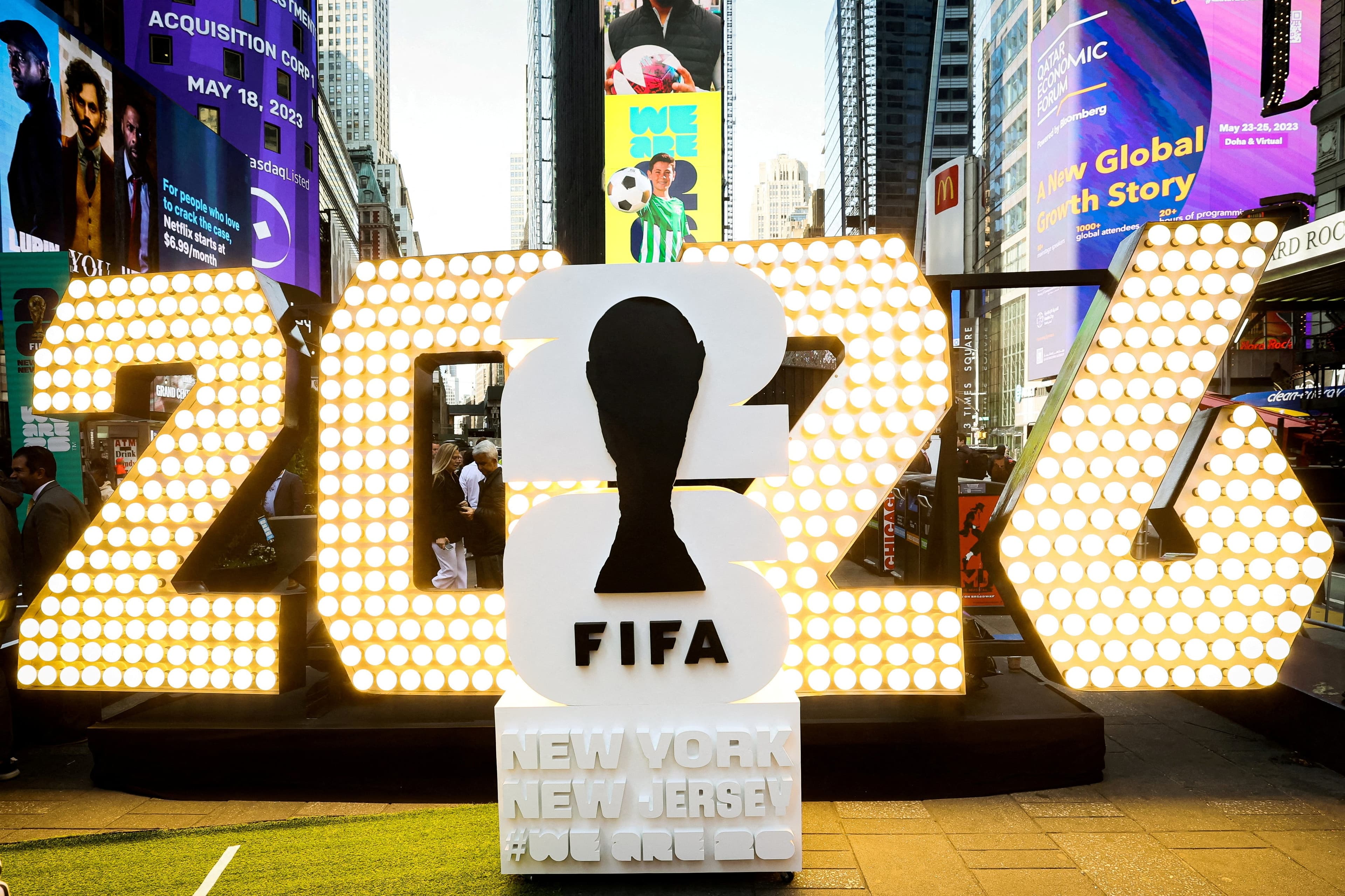 Golpistas clonam site da FIFA para fraudar brasileiros em busca de ingressos