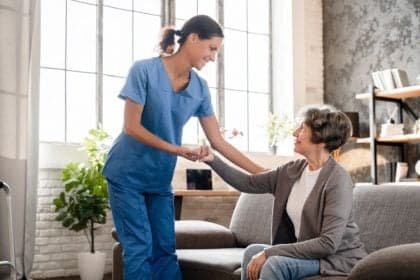 Dia Mundial de Parkinson alerta para sinais precoces da doença