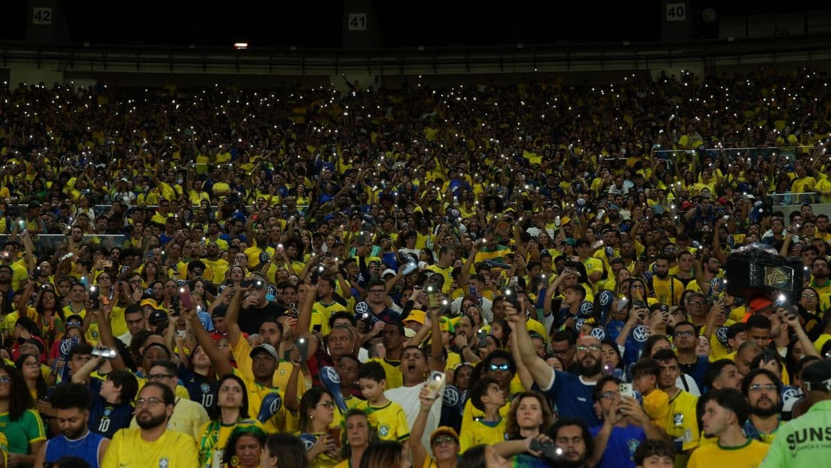 Rio de Janeiro decreta ponto facultativo para jogo da seleção