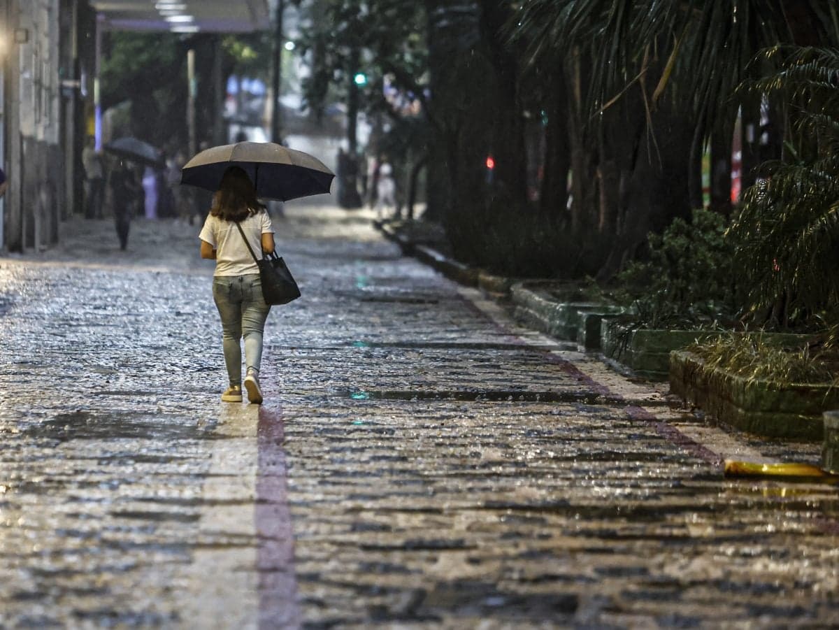 Sudeste do Brasil enfrenta temporais nesta sexta-feira