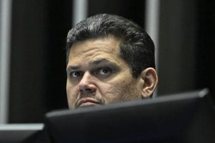 PT pode retomar campanha contra Alcolumbre se PEC for bloqueada