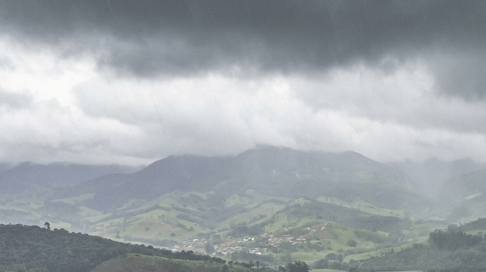 Frente fria provoca temporais em Minas Gerais nesta semana