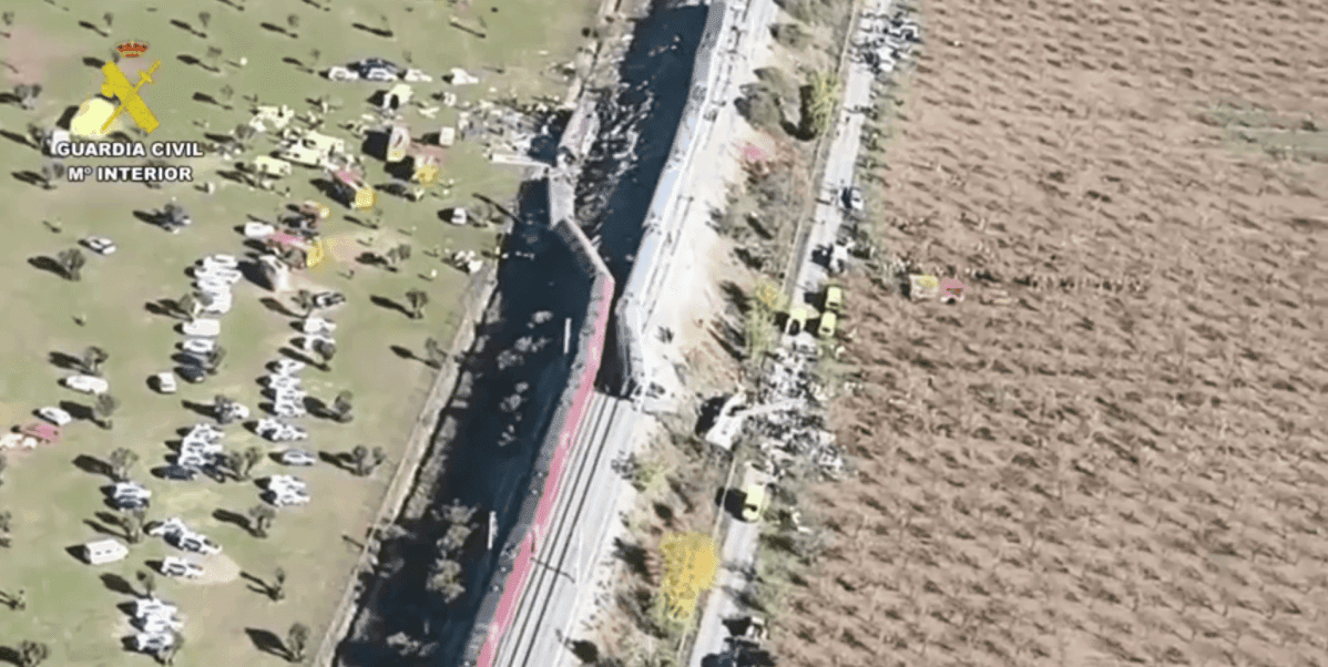 Acidente de trem na Espanha deixa 68 mortos e mobiliza ajuda local