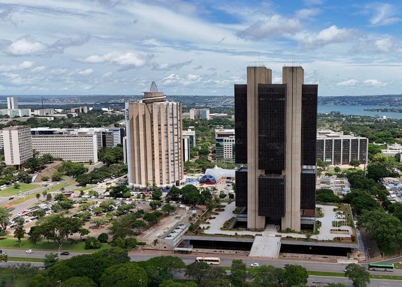 Copom reduz Selic para 14% ao ano em decisão esperada
