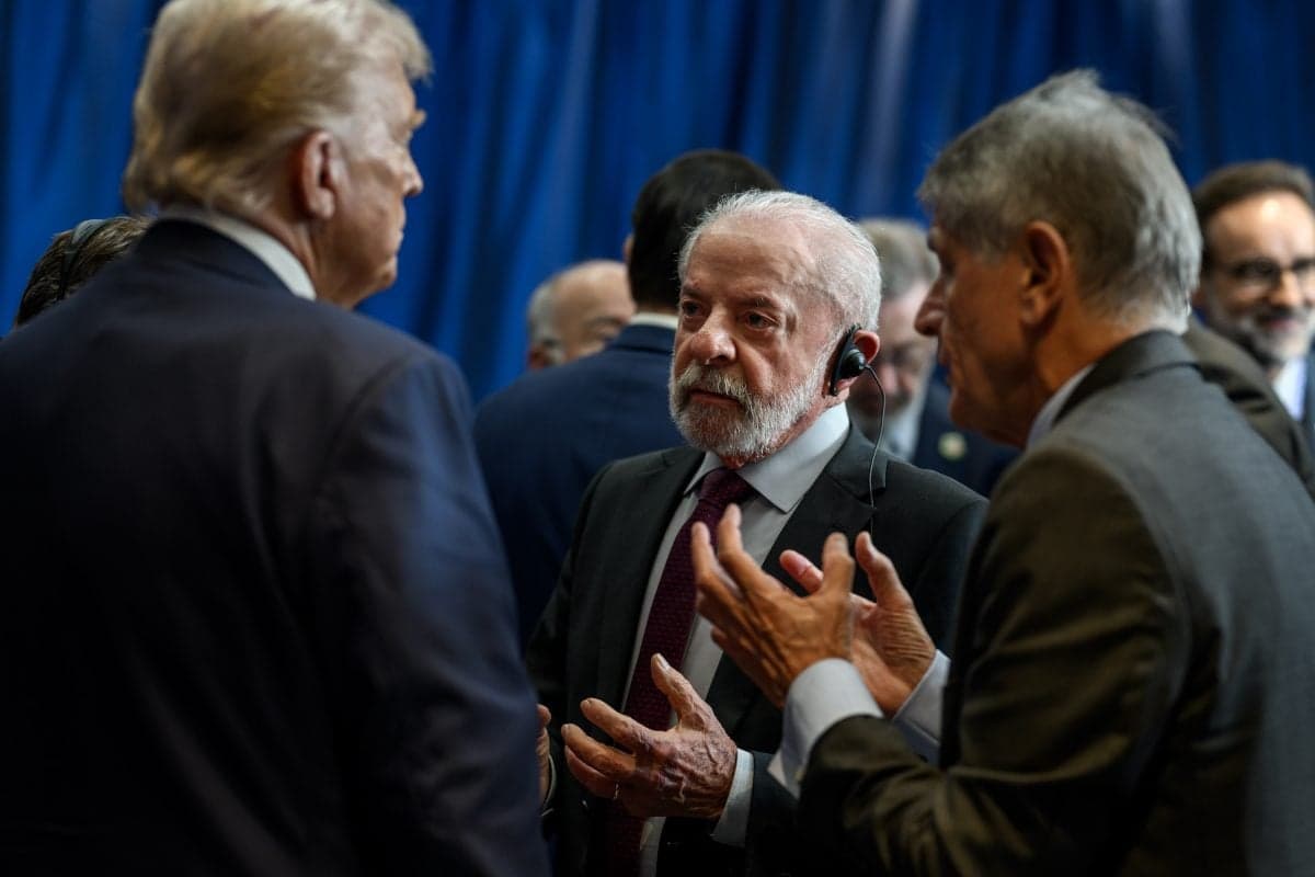 Lula enfrenta desafios e solidão política em meio a coalizações e tensões