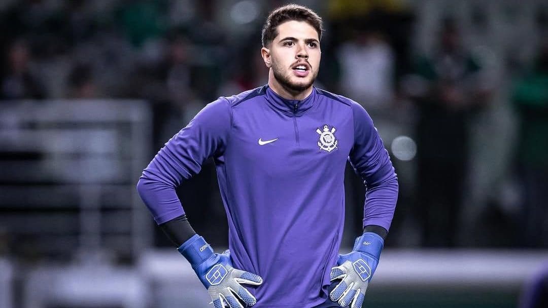 Corinthians Eleva Multa de Felipe Longo e Protege Ativos Importantes