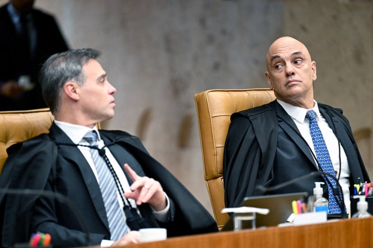 Professores da USP pedem transparência em caso do filme Dark Horse