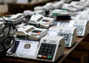 TSE monitora totalização de votos com tecnologia avançada