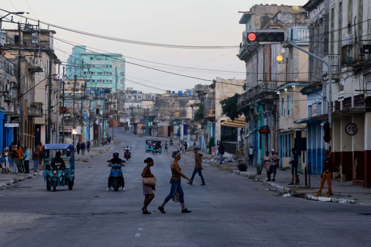 Embaixada dos EUA alerta sobre crise de saúde em Cuba