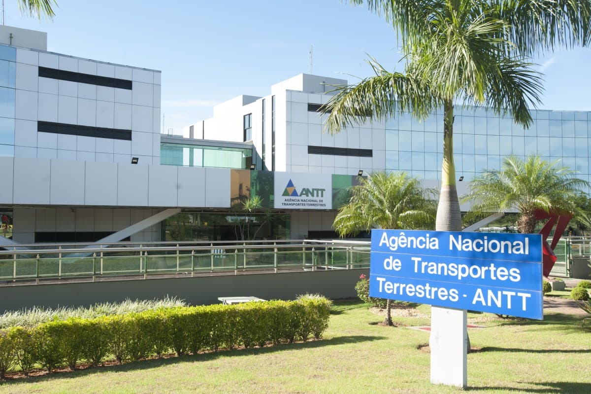 Propostas para as eleições de 2026 incluem melhorias em infraestrutura