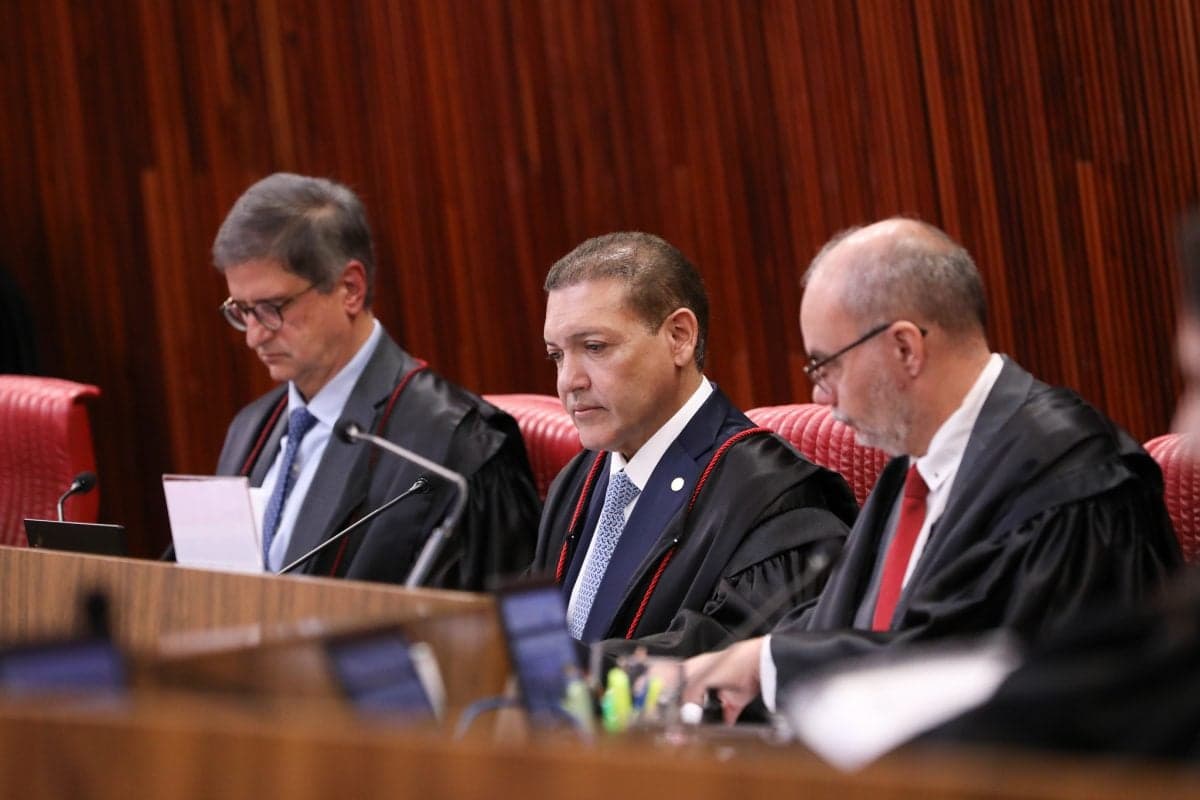 TSE reconhece federação PSOL-Rede e assegura acesso ao Fundo Partidário