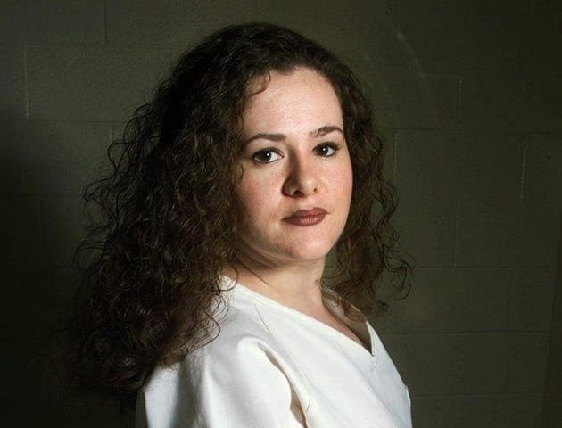 Tennessee tenta executar Christa Pike, mas injeção letal é interrompida