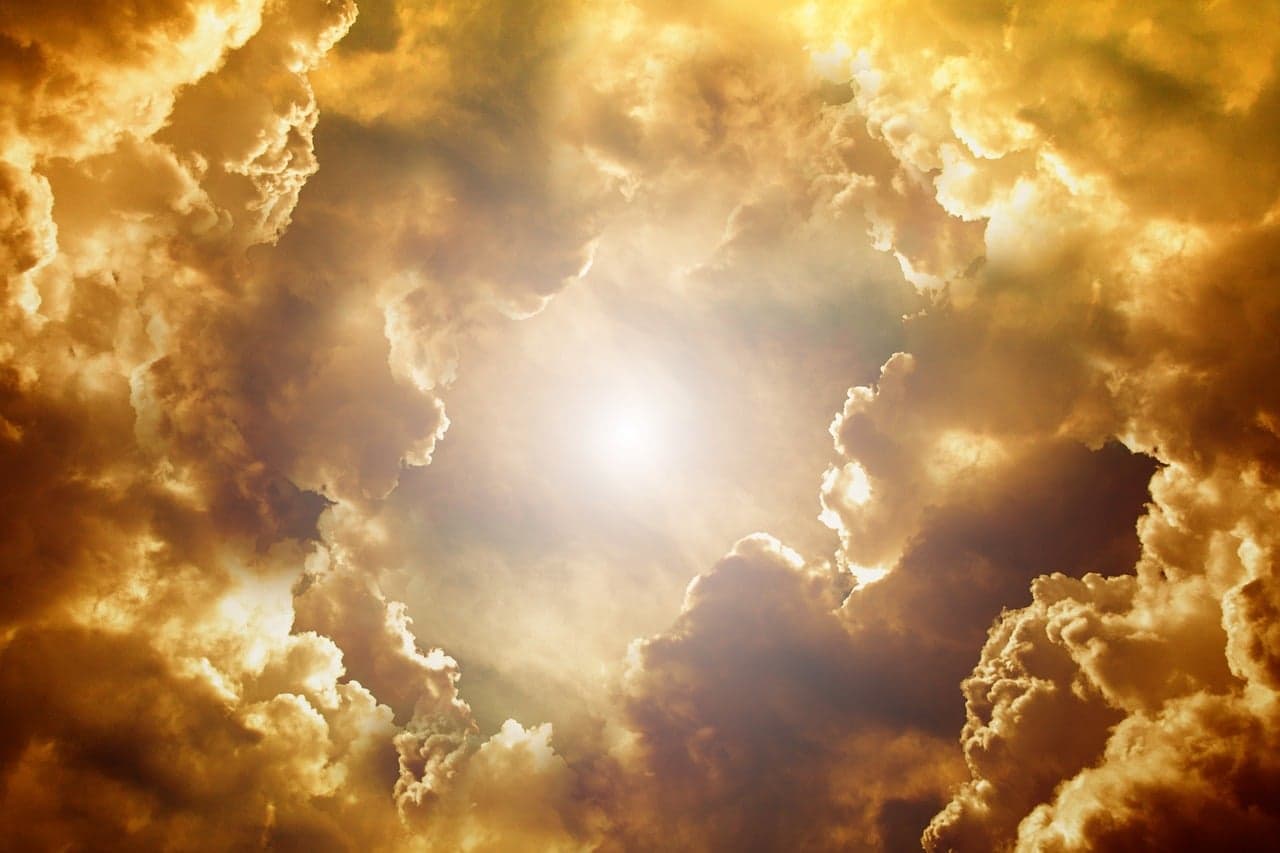 Previsão de Abril: Calor e Chuvas Afetam Lavouras de Soja e Milho