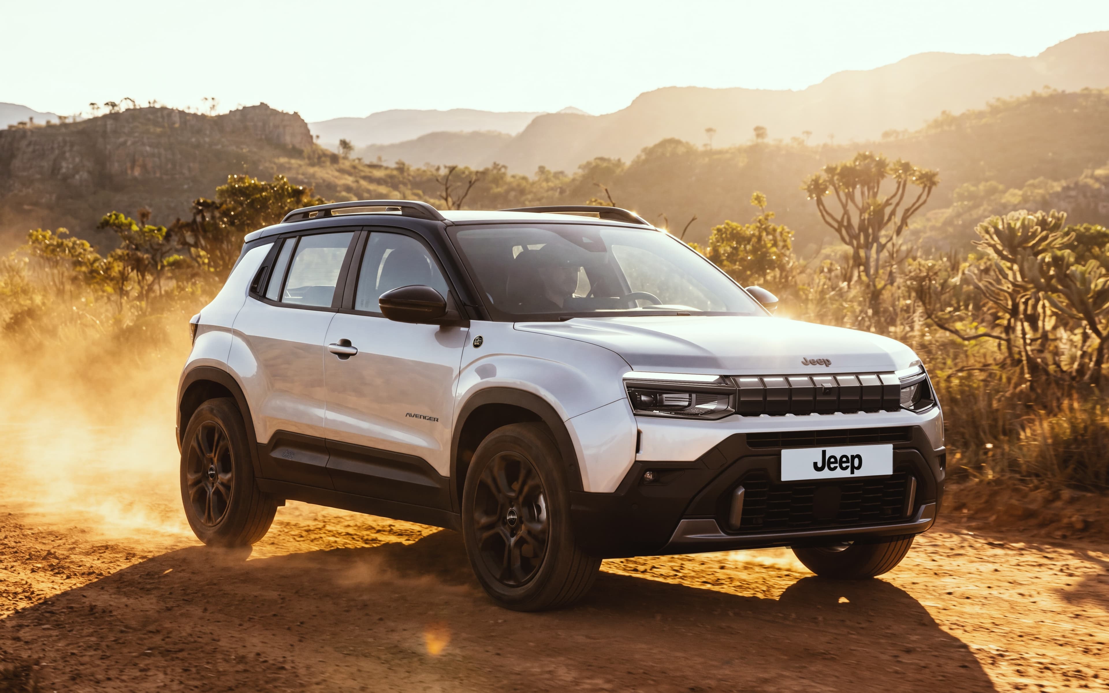 Jeep Avenger é lançado em edição especial de 85 anos