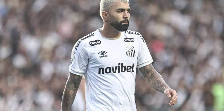 Santos respira após vitória contundente e ganha confiança para sequência decisiva da temporada