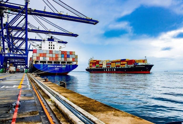 Balança comercial marítima do Brasil registra superávit de US$ 56,3 bi