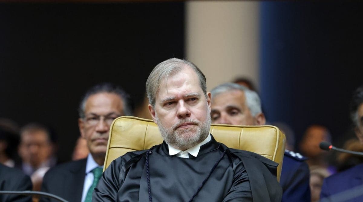 PF Investiga Toffoli por Suspeitas de Envolvimento em Fundo de R$ 35 Milhões