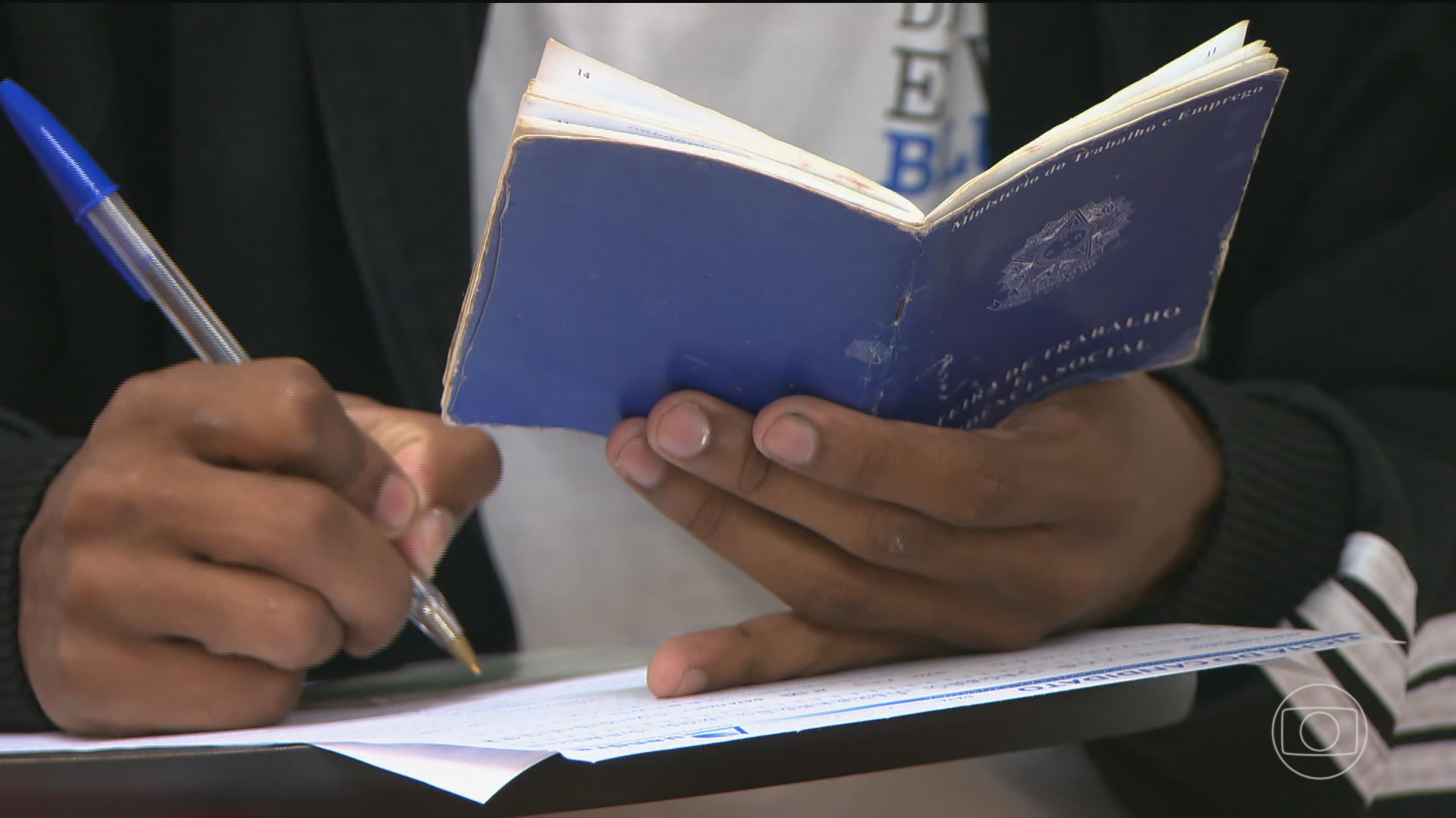 Governo libera R$ 16 bilhões do FGTS para trabalhadores desempregados