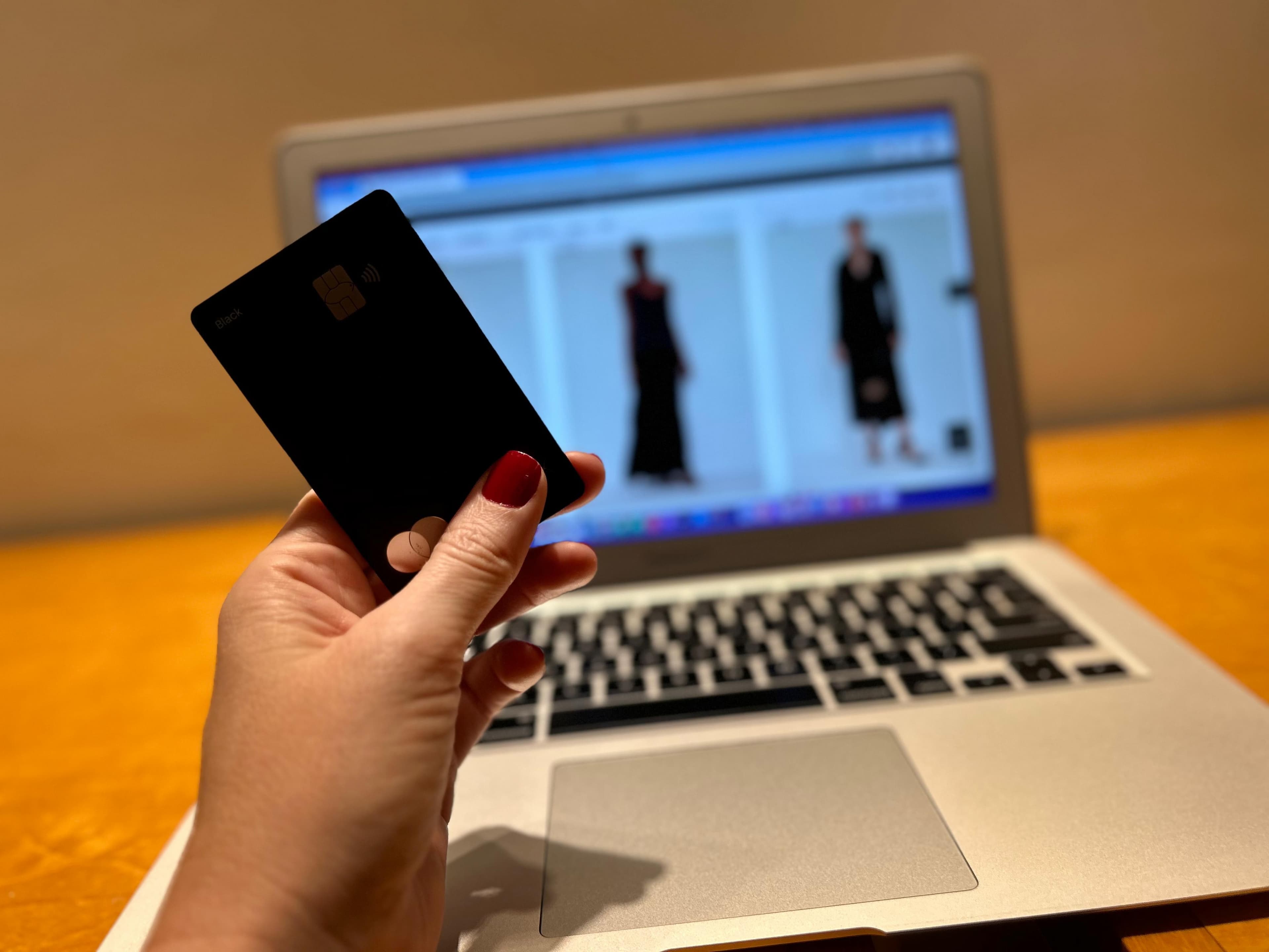 Fim da taxa das blusinhas gera tensão no e-commerce brasileiro