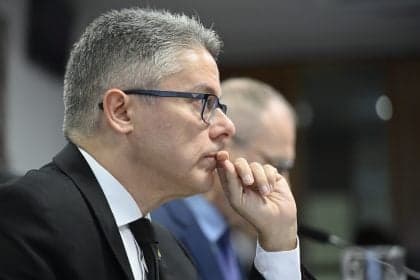Senador Vieira pede rejeição de ofício contra ele por Gilmar Mendes