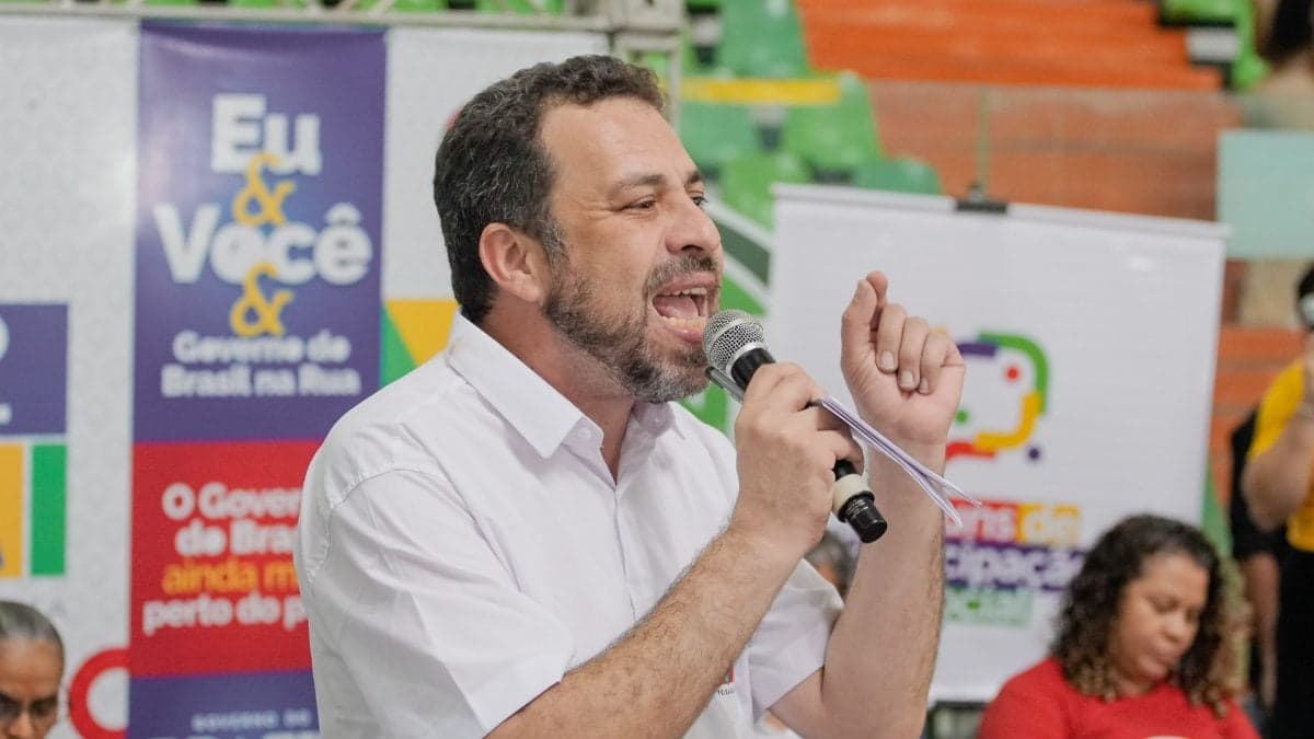 Guilherme Boulos deixa Secretaria da Presidência para apoiar Lula