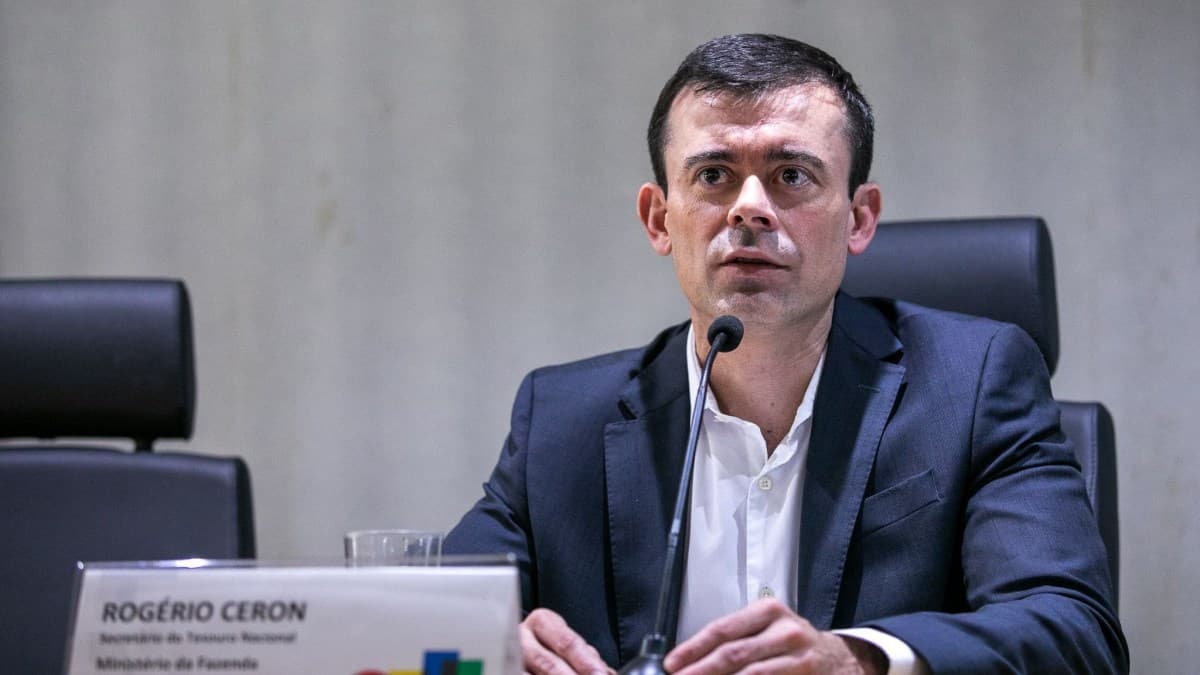 Governo avalia prorrogação da subvenção de R$ 1,12 sobre diesel