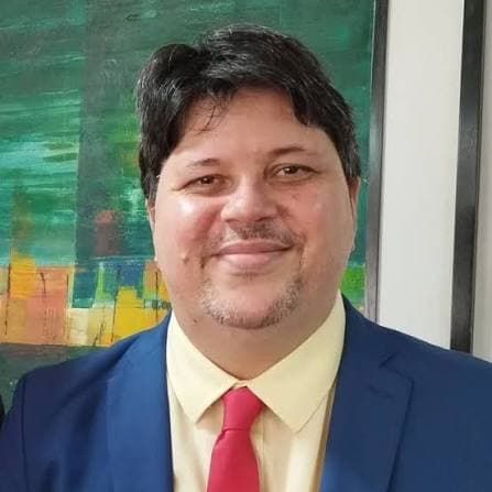 Jornalista Rogério Tomaz Jr. é deportado da Argentina