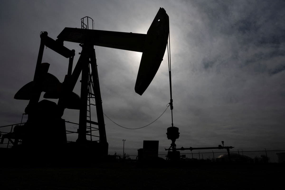 Petróleo Brent avança 1,36% com impasse EUA-Irã