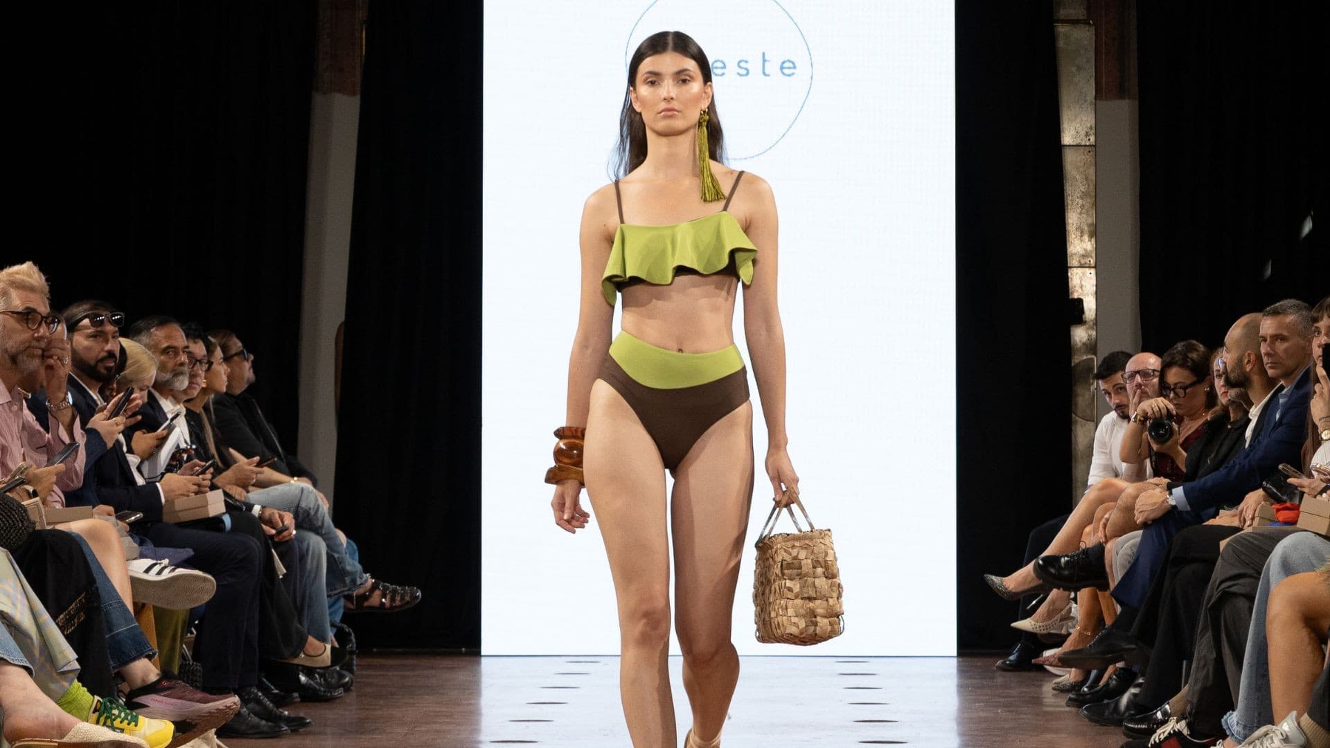 Bolsa de fibra de bananeira brilha na Semana de Moda de Milão