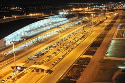 Teerã reabre voos internacionais após semanas de fechamento