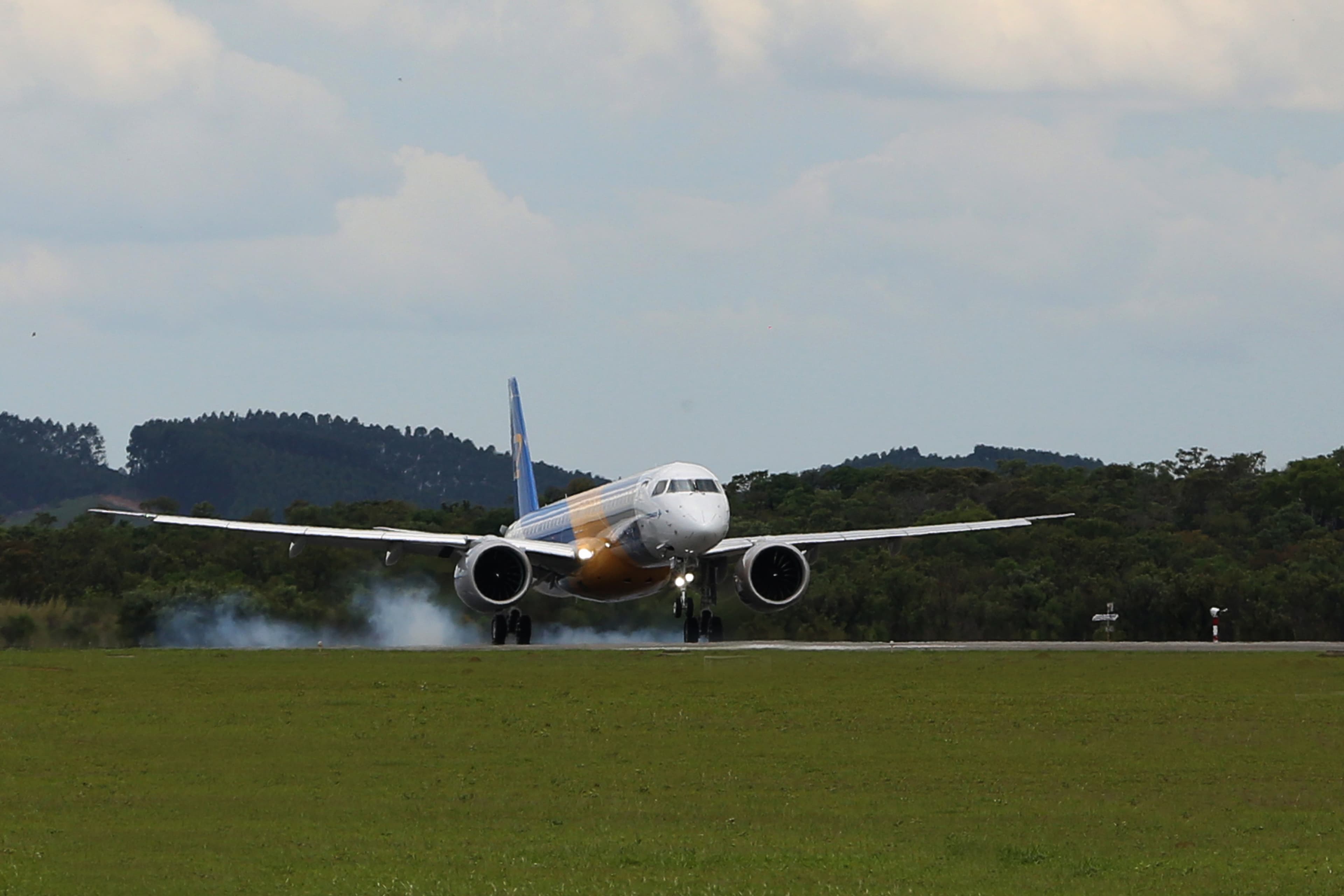 Embraer vende até 45 jatos E195-E2 para o Grupo Abra