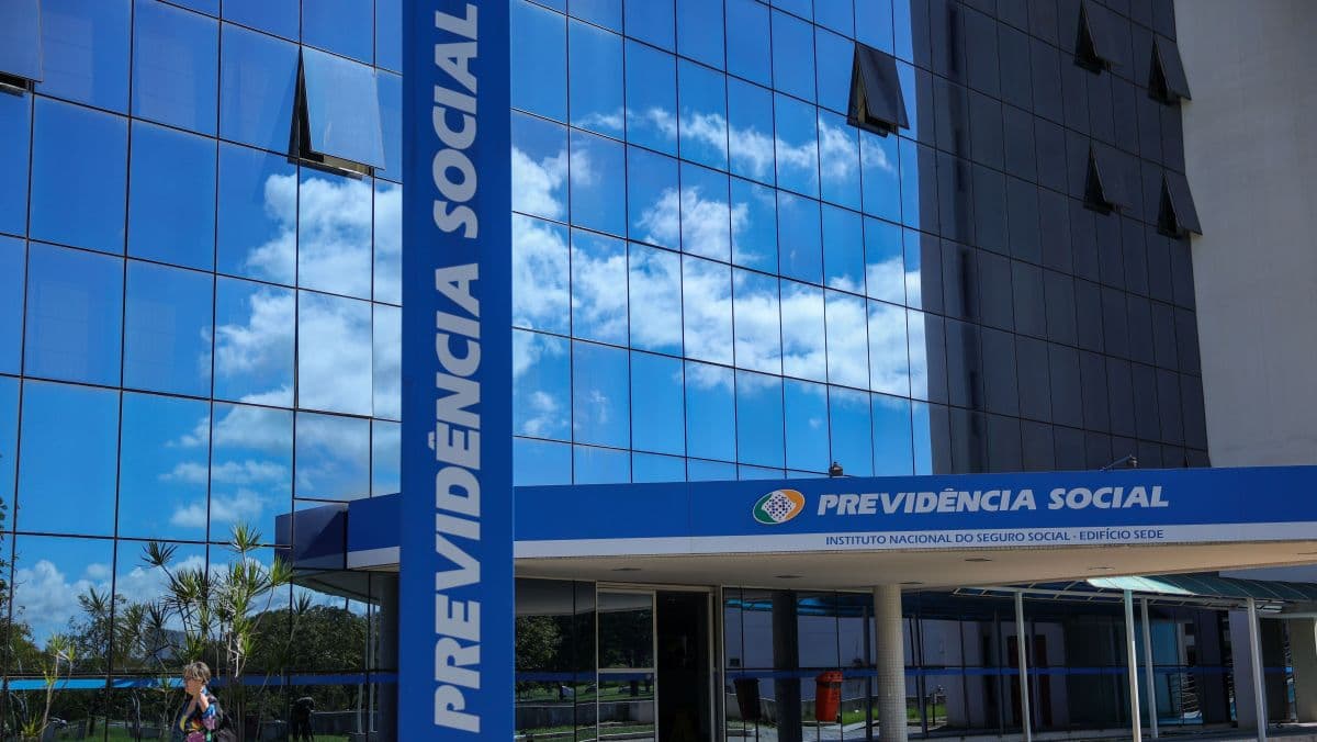 Abono salarial antecipado injeta R$ 78 bilhões na economia