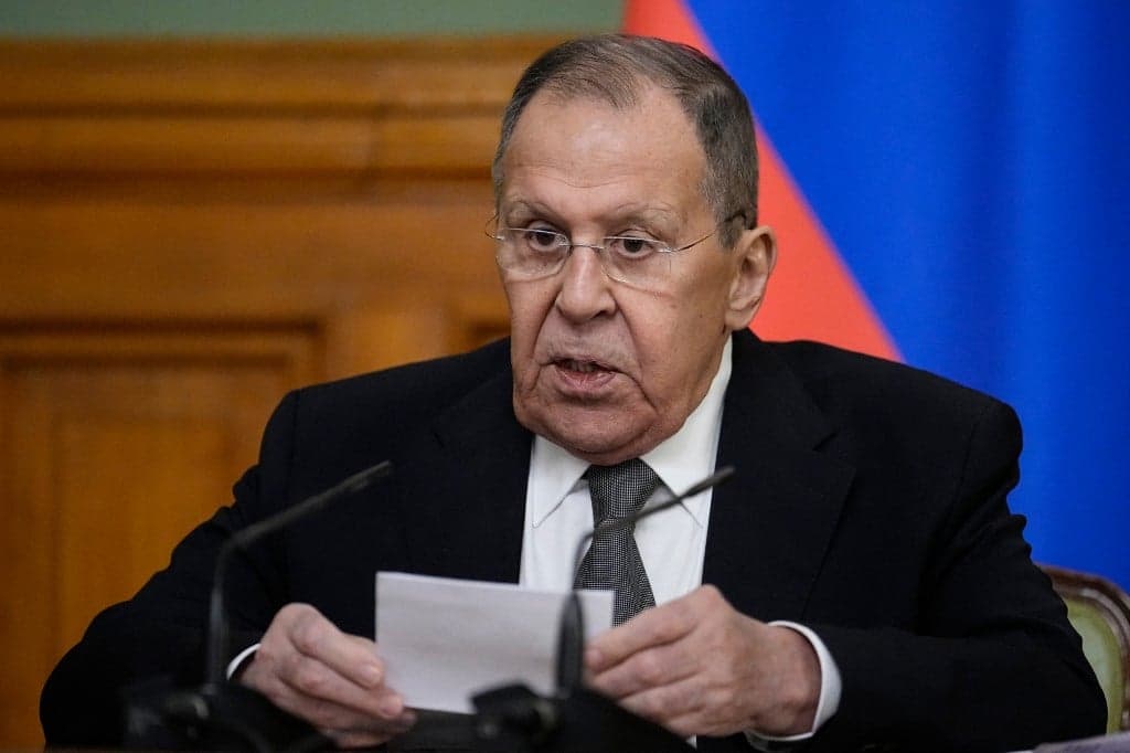 Lavrov alerta EUA sobre armas na Ucrânia durante reunião em Manila