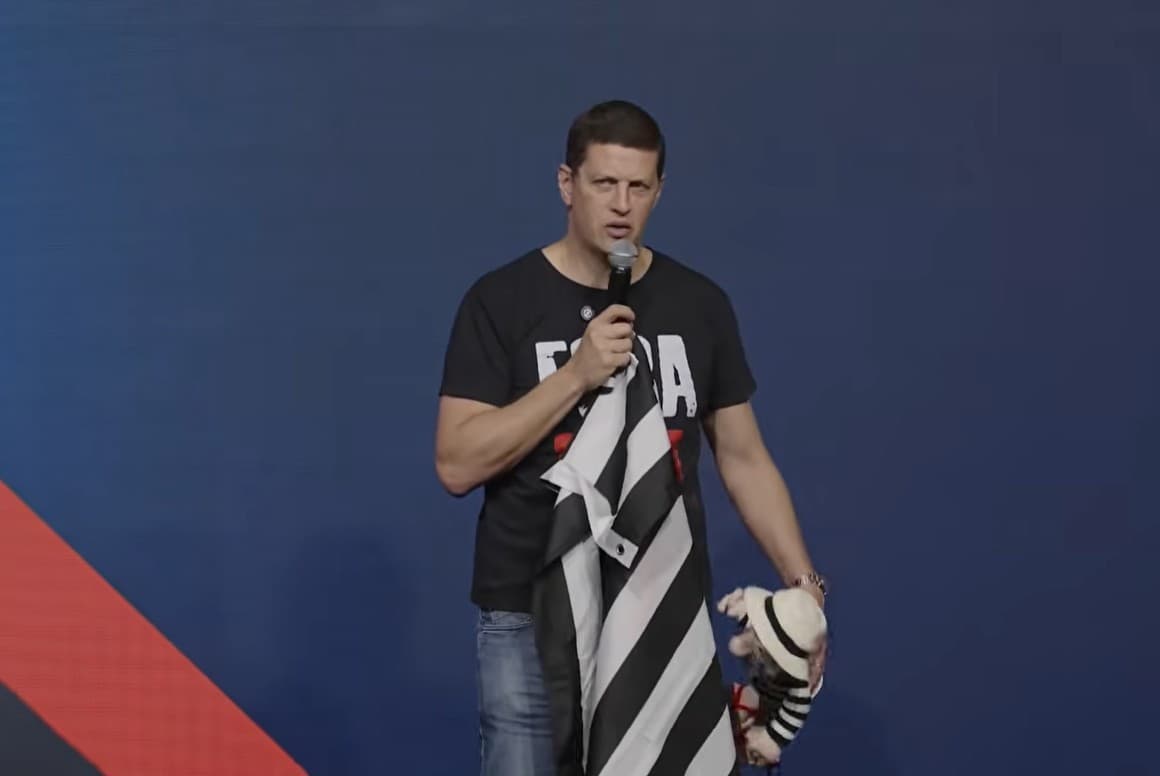 Ricardo Salles critica adversários no Encontro Nacional do Partido Novo