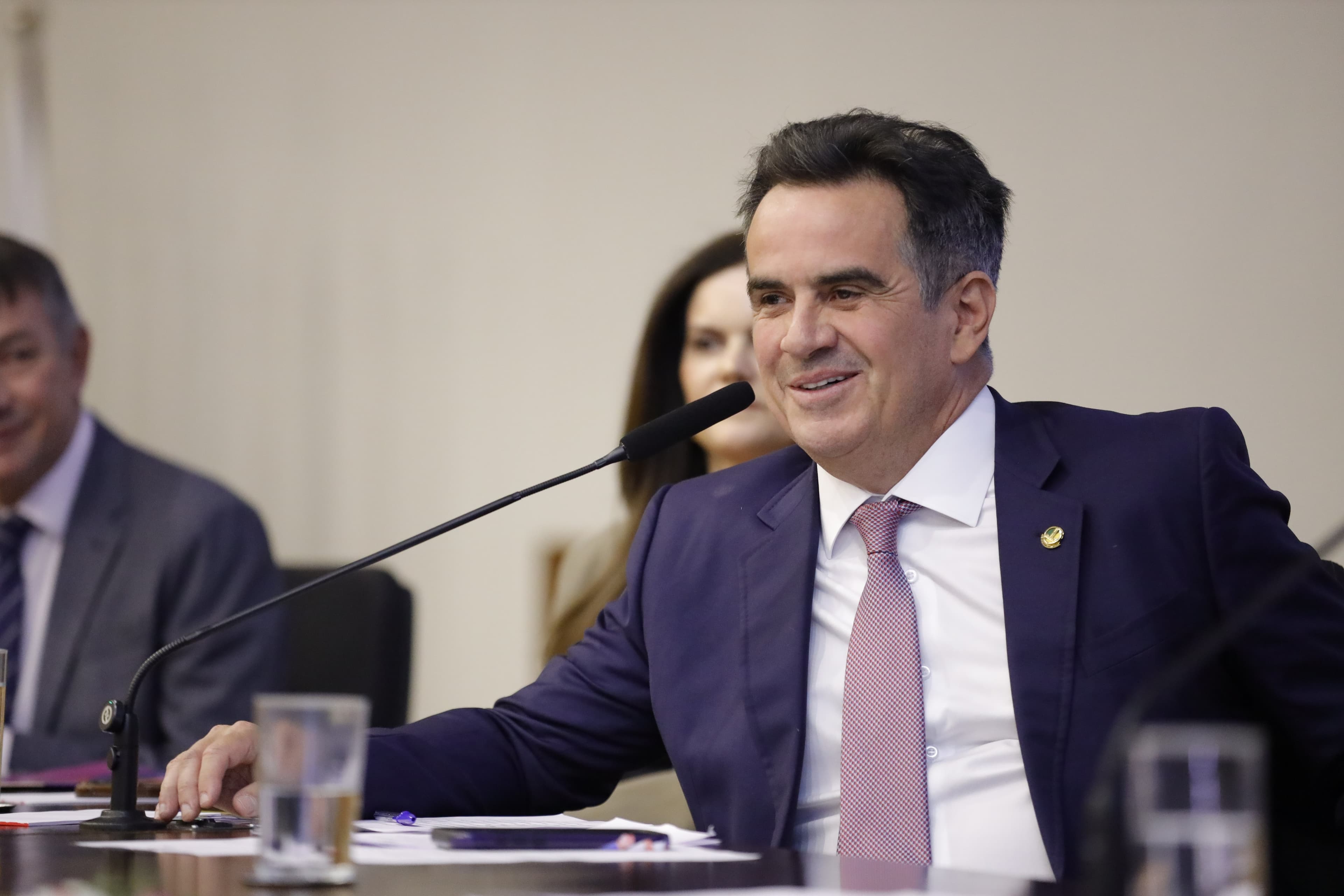Ciro Nogueira é alvo de operação da PF que complica delação de banqueiro